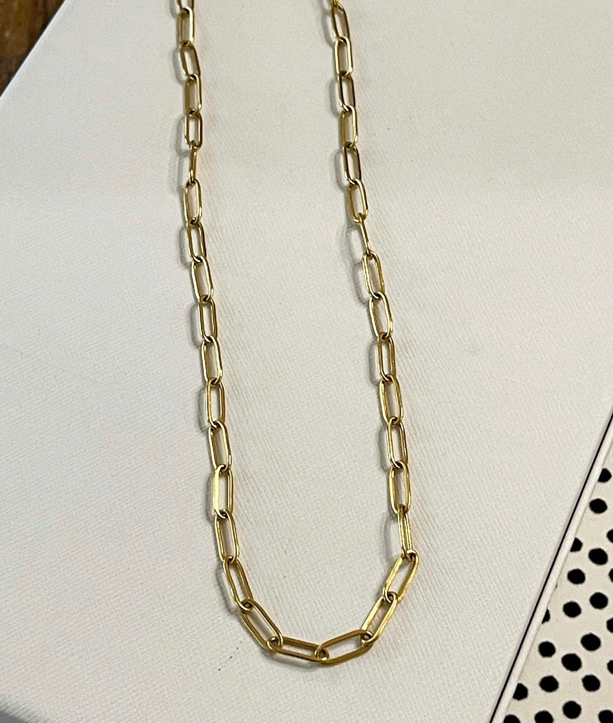 LEXI CHAIN NECKLACE